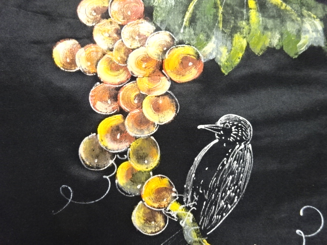 アンティーク　繻子地手描き葡萄に鳥模様名古屋帯